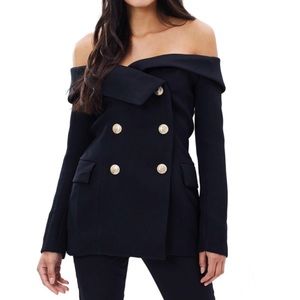 Off shoulder double breasted blazer